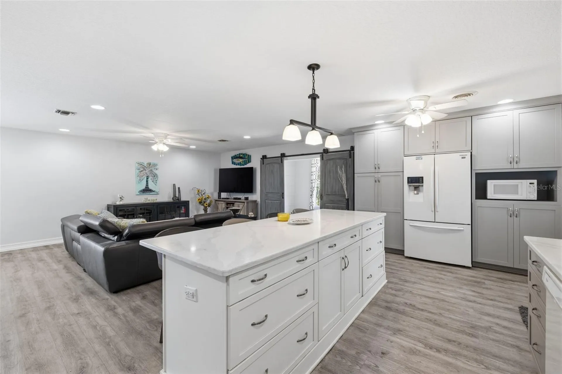 4339 50th Avenue S St Petersburg FL 33711