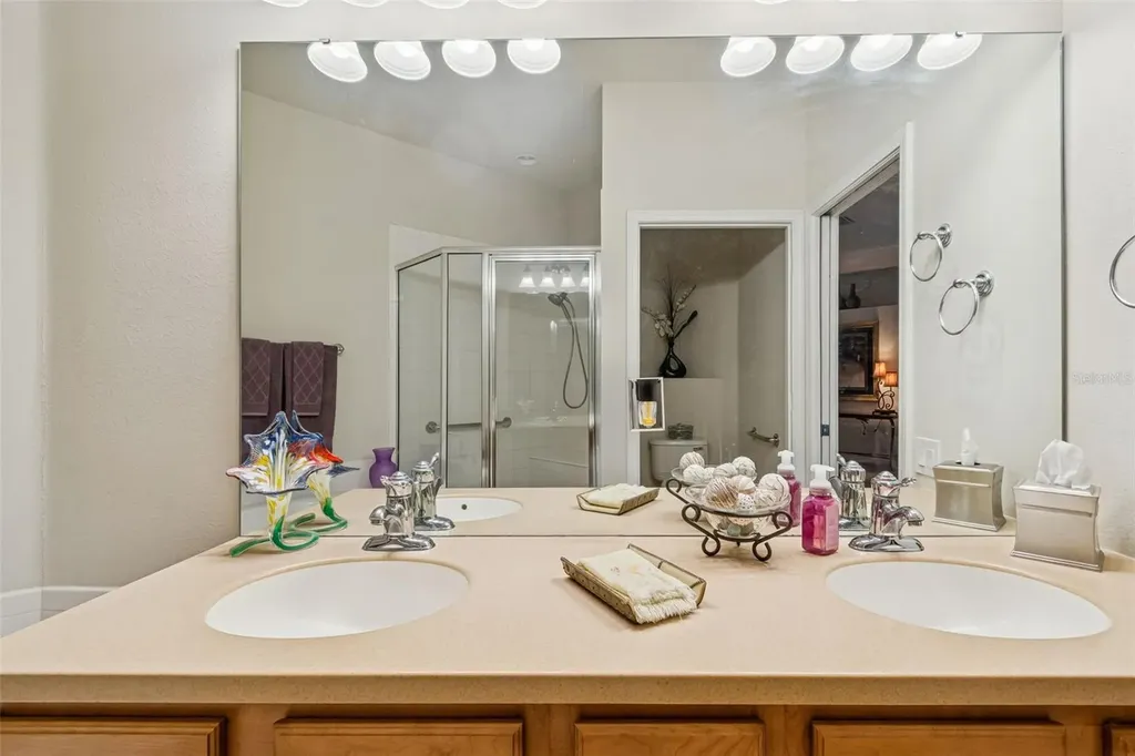894 Lantern Way Clearwater FL 33765