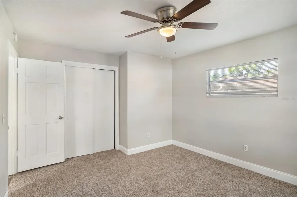 1027 Pinegrove Drive Brandon FL 33511