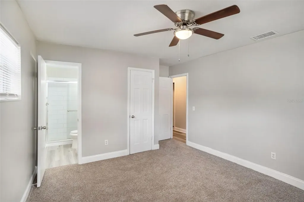 1027 Pinegrove Drive Brandon FL 33511