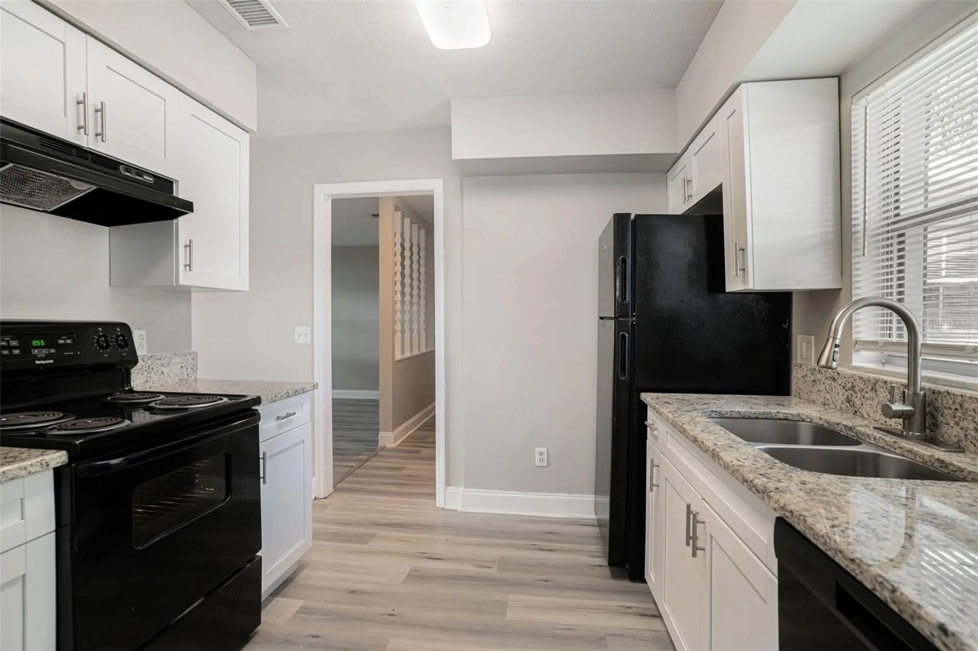 1027 Pinegrove Drive Brandon FL 33511