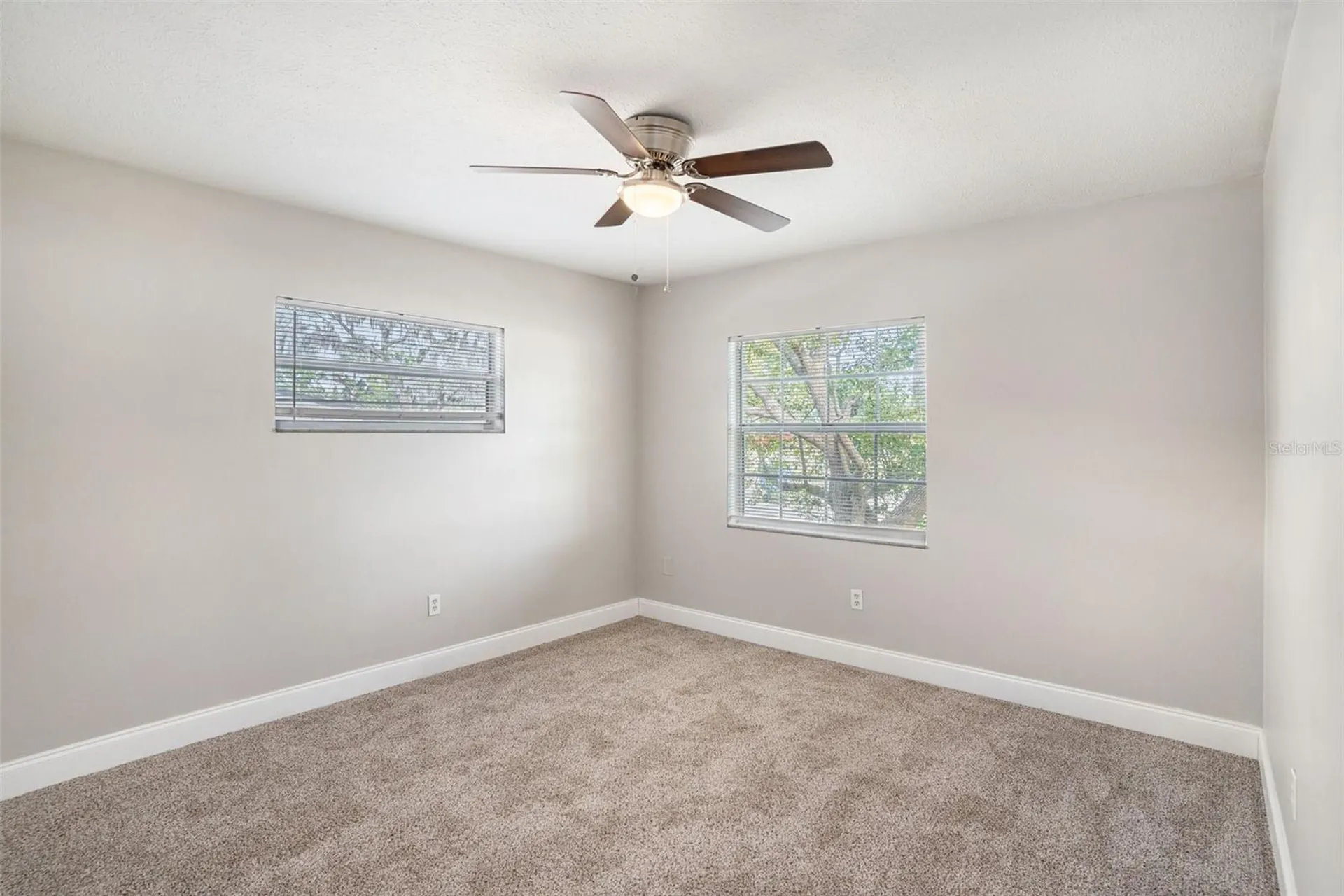 1027 Pinegrove Drive Brandon FL 33511