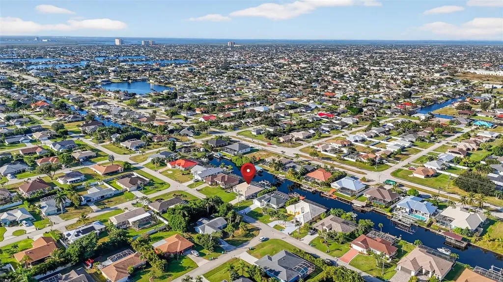 4306 SW 3rd Avenue Cape Coral FL 33914