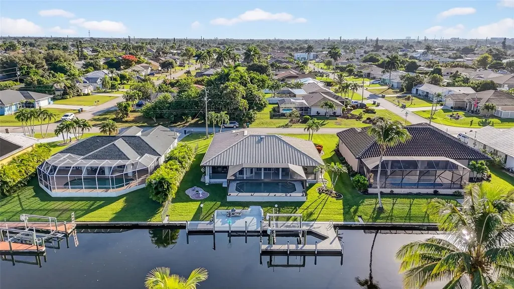 4306 SW 3rd Avenue Cape Coral FL 33914
