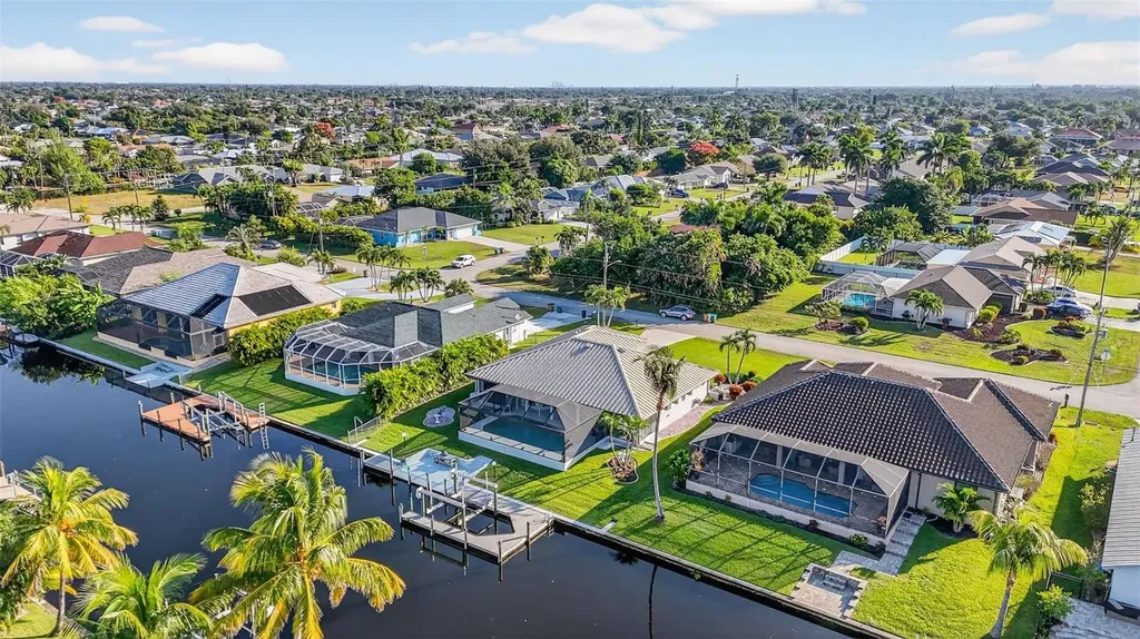 4306 SW 3rd Avenue Cape Coral FL 33914