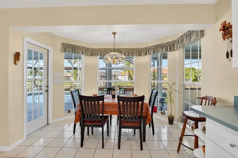 4306 SW 3rd Avenue Cape Coral FL 33914