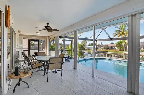 4306 SW 3rd Avenue Cape Coral FL 33914