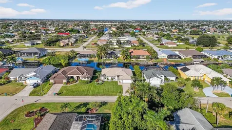 4306 SW 3rd Avenue Cape Coral FL 33914