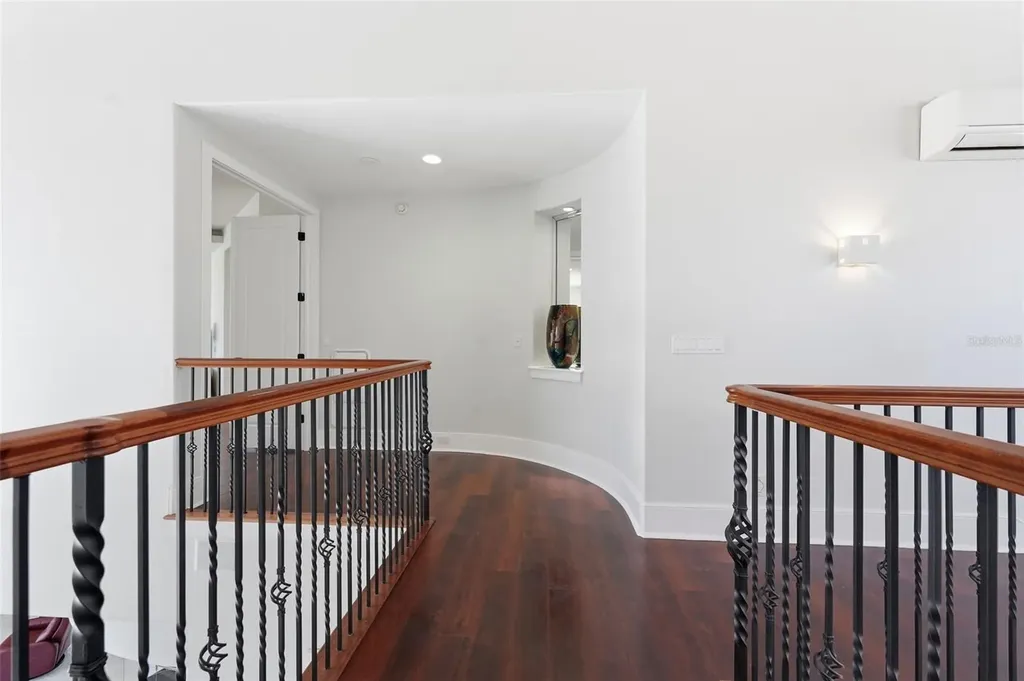 42 Midway Island Clearwater FL 33767