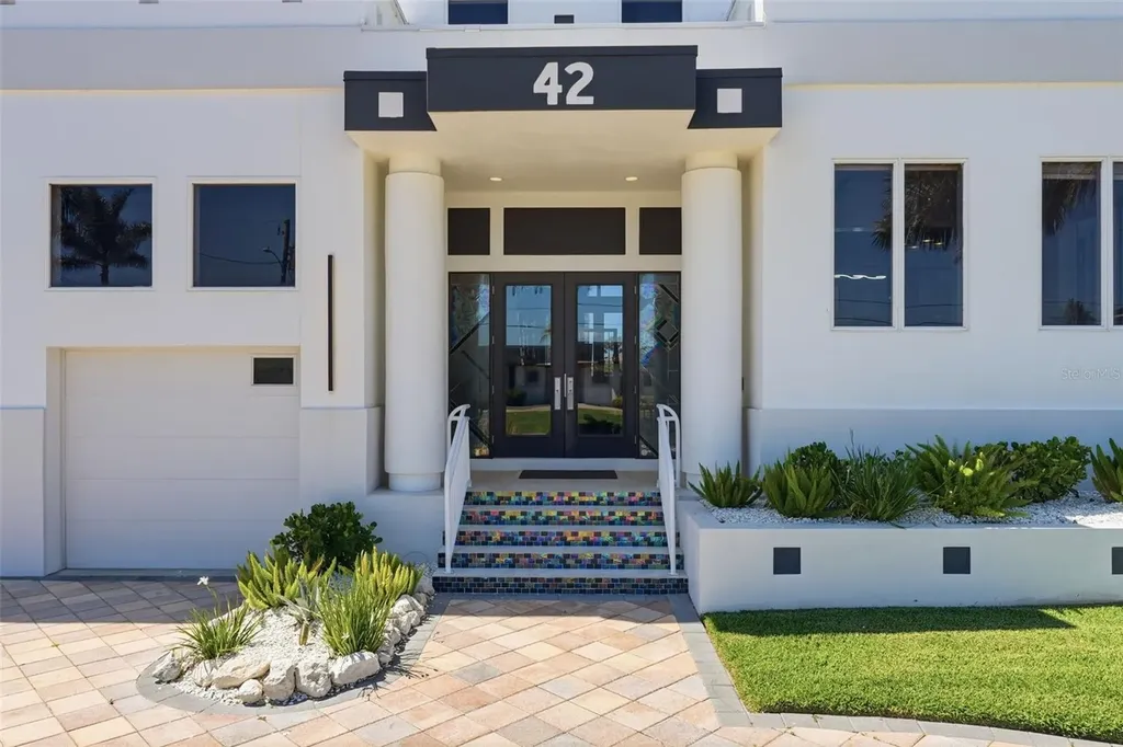 42 Midway Island Clearwater FL 33767