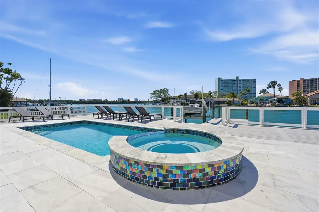 42 Midway Island Clearwater FL 33767