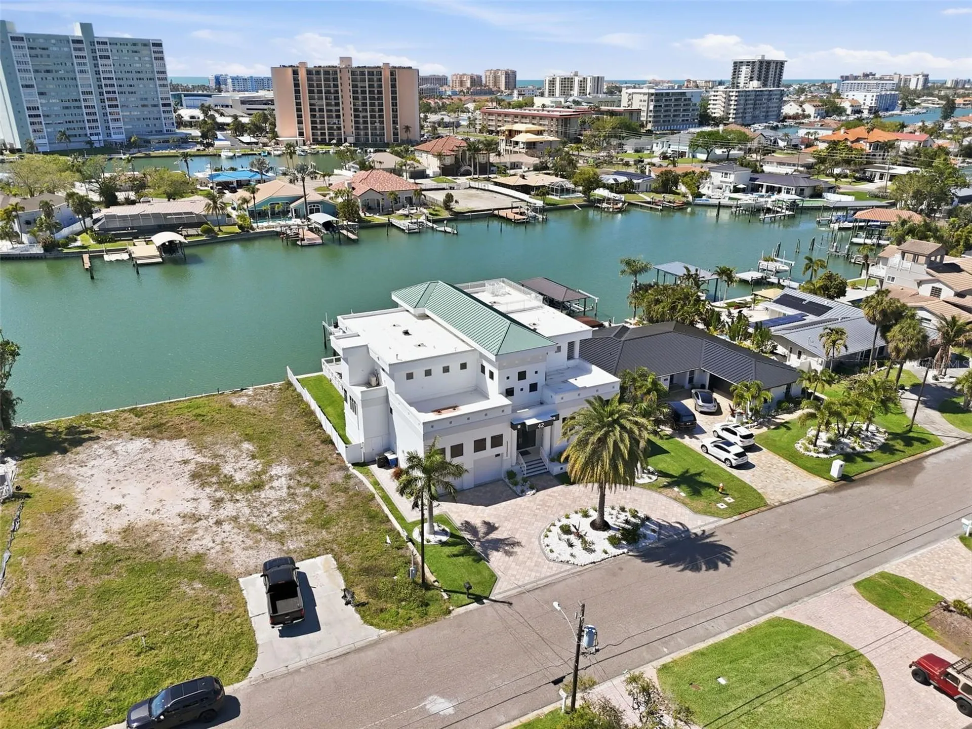 42 Midway Island Clearwater FL 33767