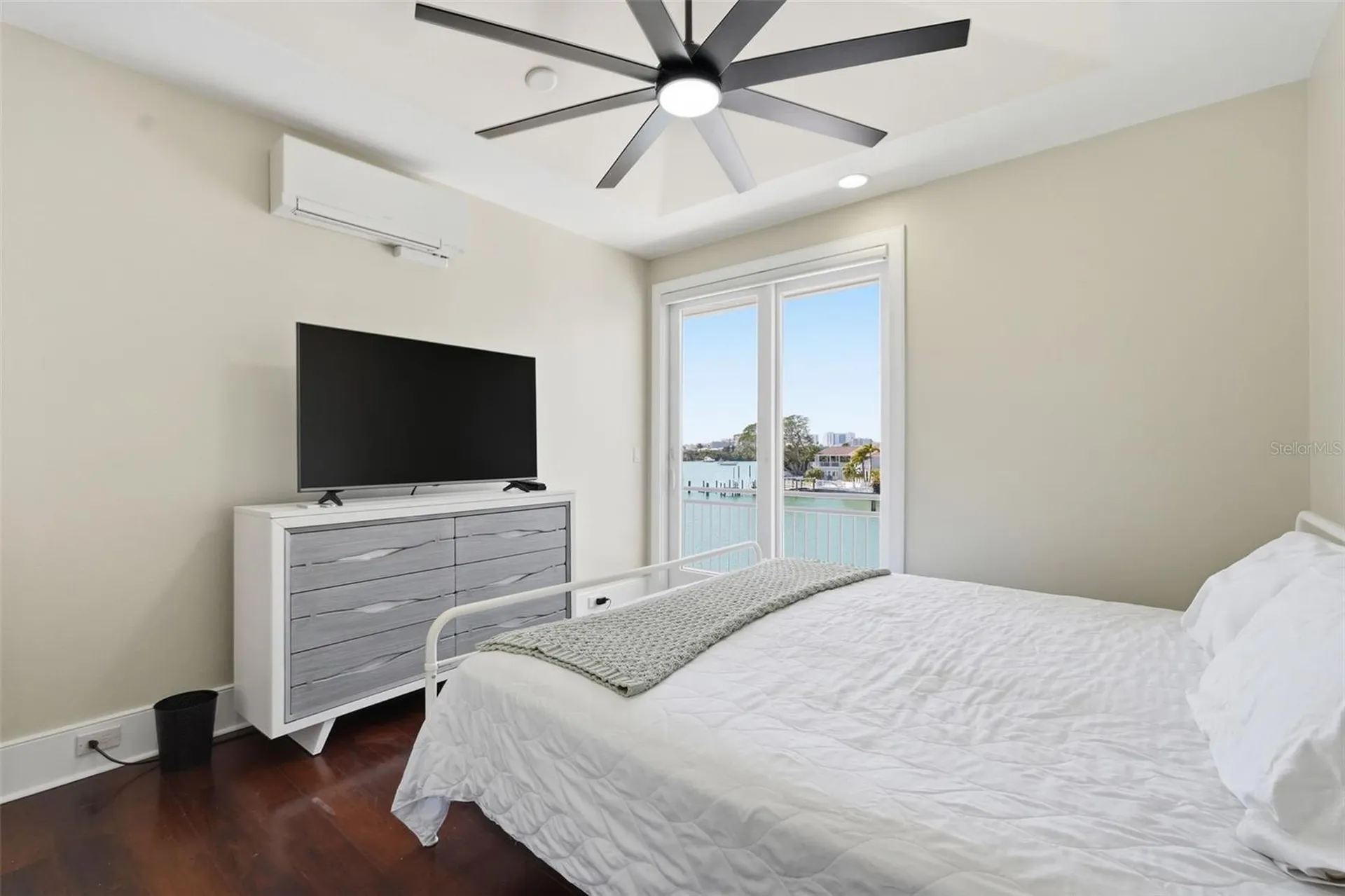 42 Midway Island Clearwater FL 33767