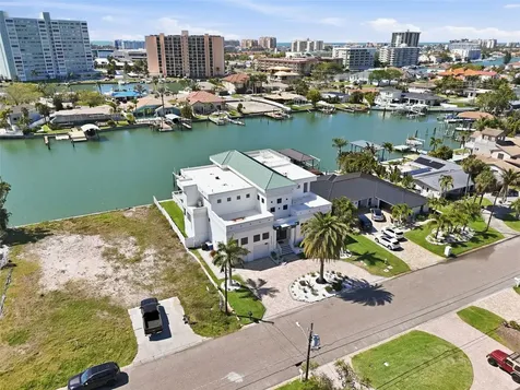 42 Midway Island Clearwater FL 33767