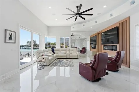 42 Midway Island Clearwater FL 33767