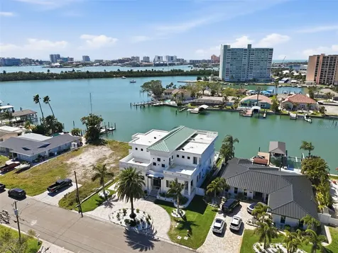 42 Midway Island Clearwater FL 33767