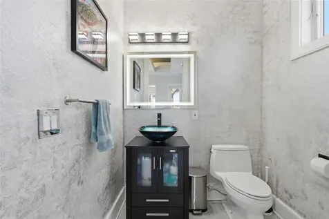 42 Midway Island Clearwater FL 33767