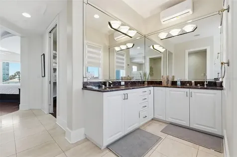 42 Midway Island Clearwater FL 33767
