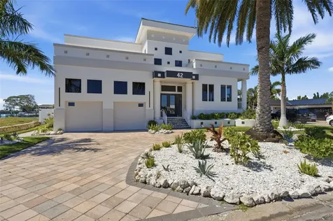 42 Midway Island Clearwater FL 33767