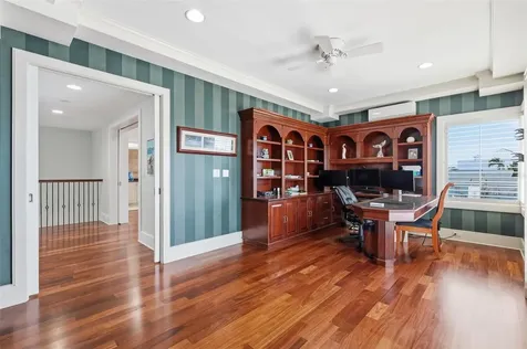 42 Midway Island Clearwater FL 33767