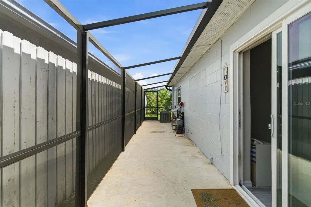 6401 N Hale Avenue Tampa FL 33614