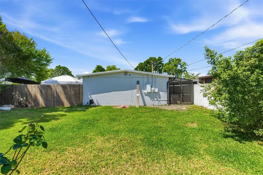 6401 N Hale Avenue Tampa FL 33614