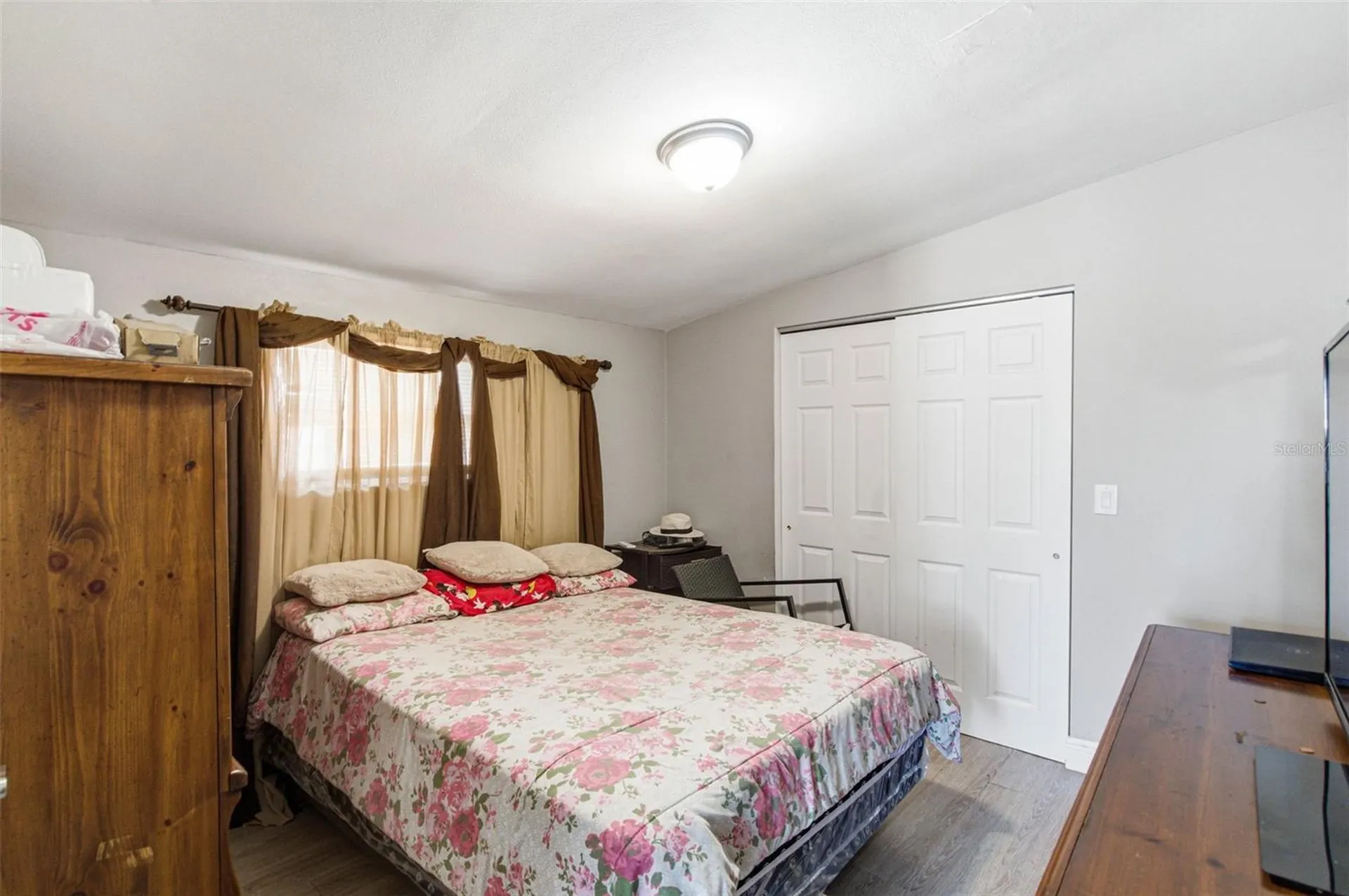 6401 N Hale Avenue Tampa FL 33614