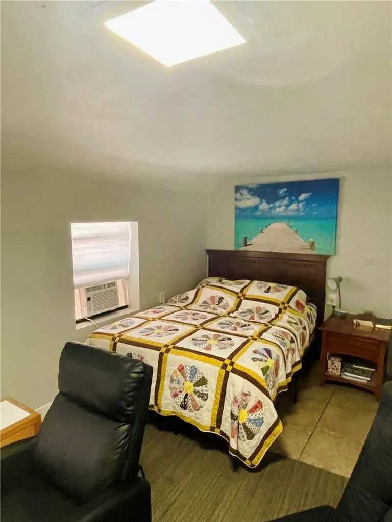 5075 Central Avenue De Leon Springs FL 32130
