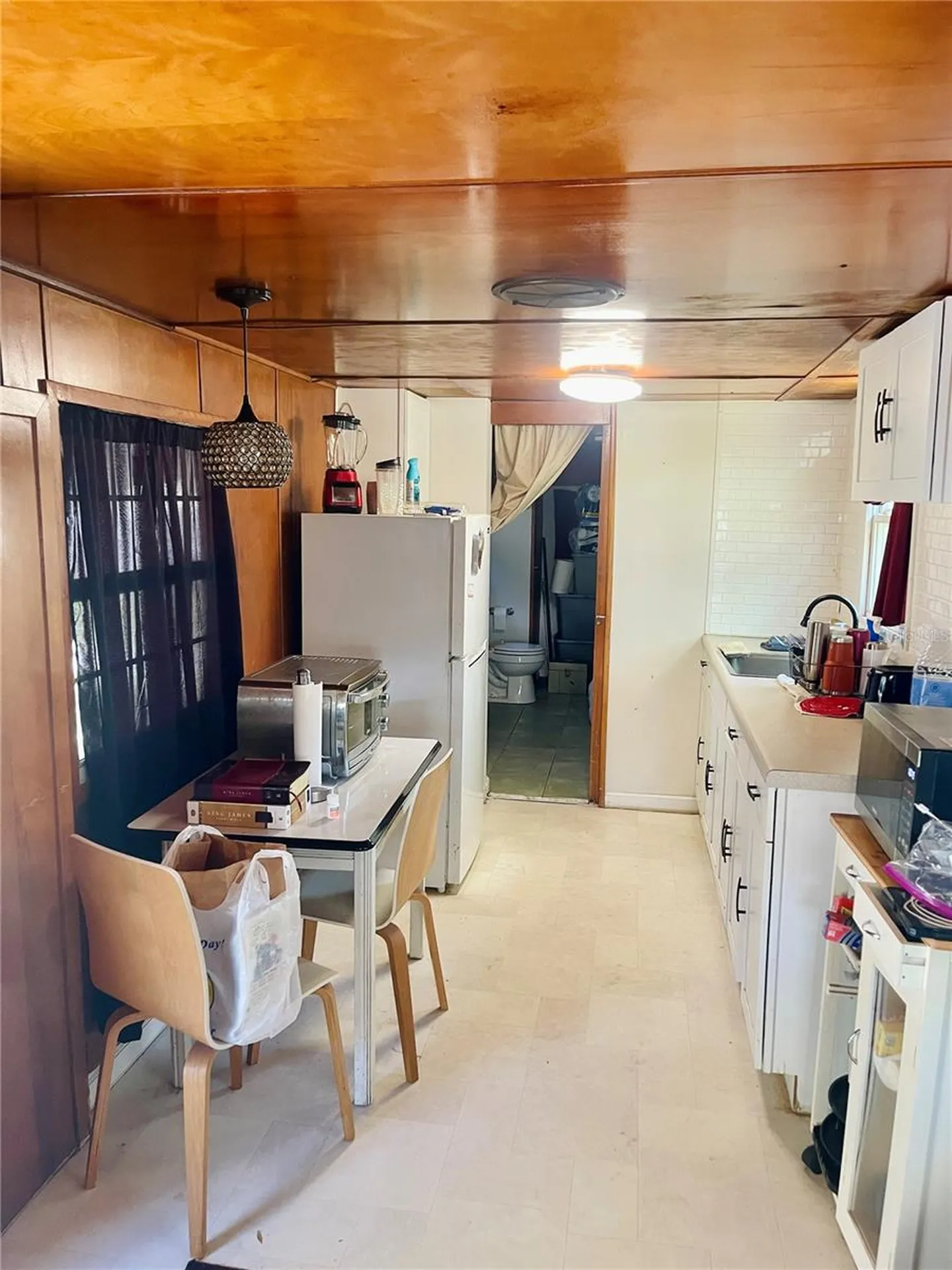 5075 Central Avenue De Leon Springs FL 32130