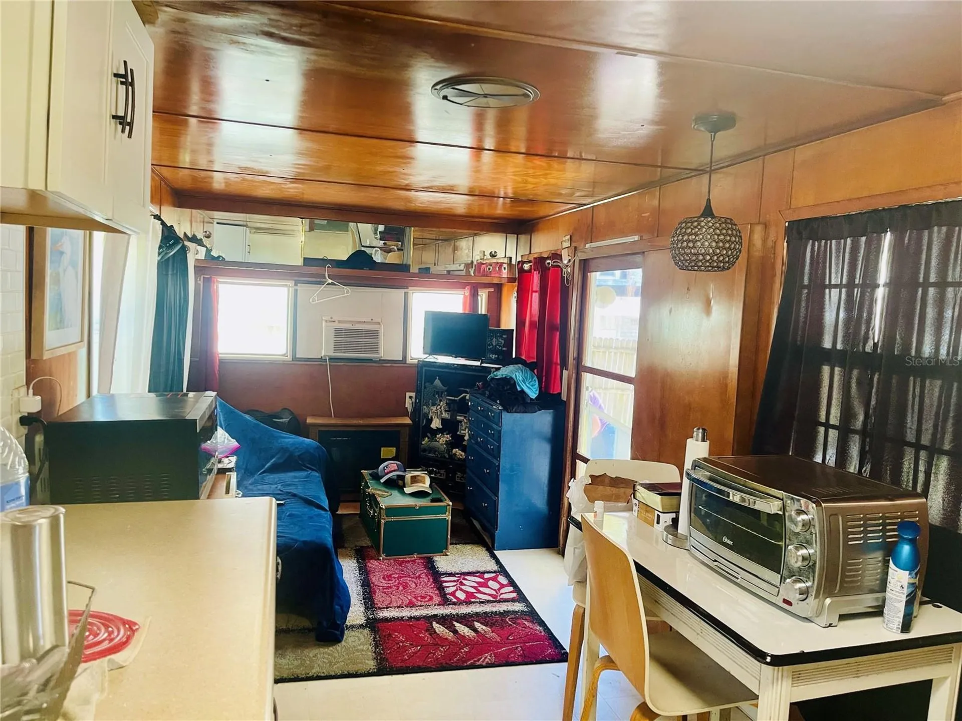 5075 Central Avenue De Leon Springs FL 32130