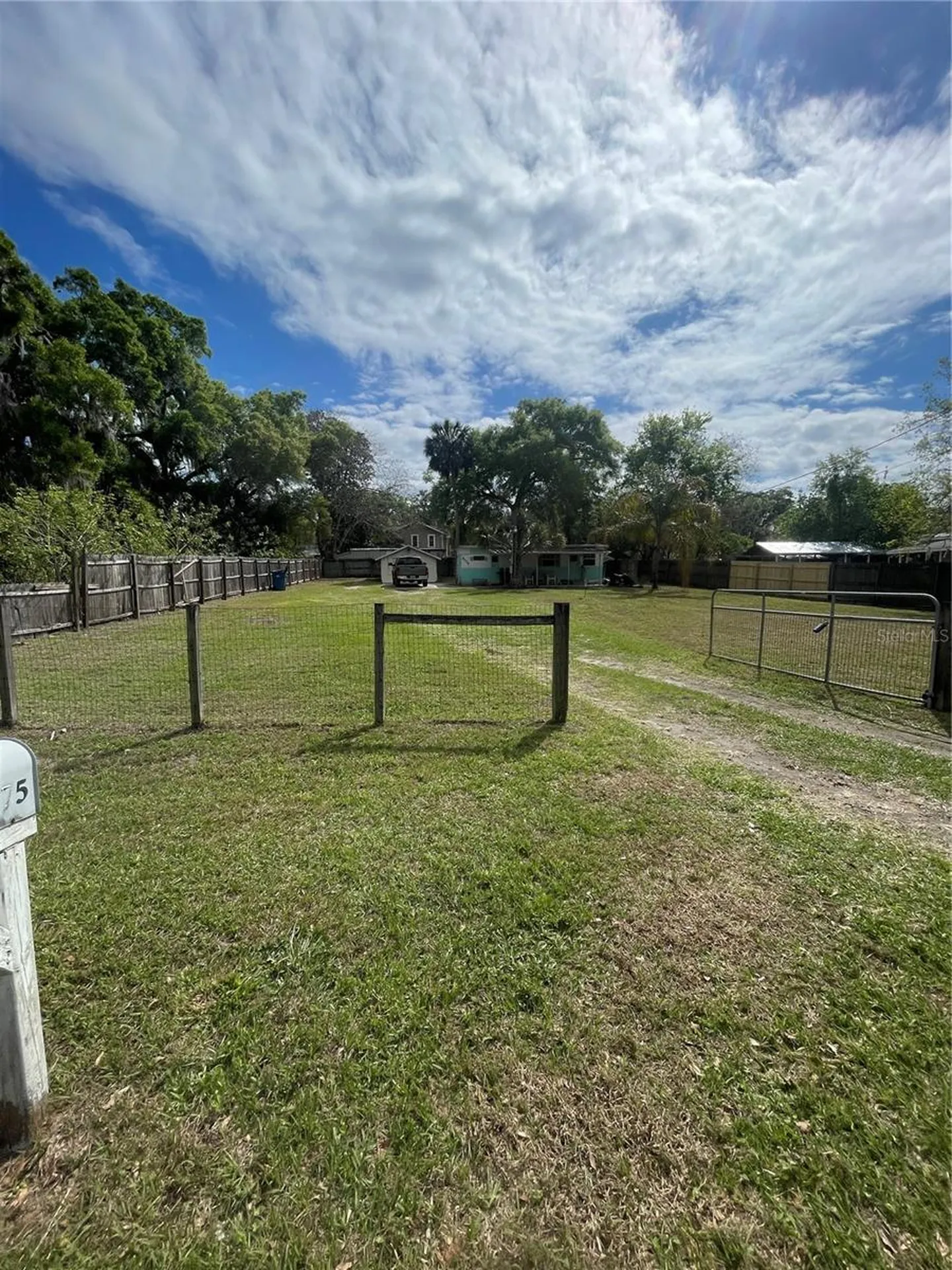5075 Central Avenue De Leon Springs FL 32130