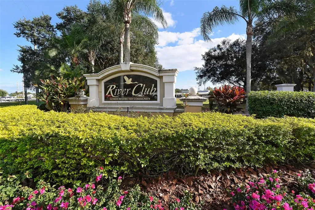 6911 Riversedge Street Circle Bradenton FL 34202