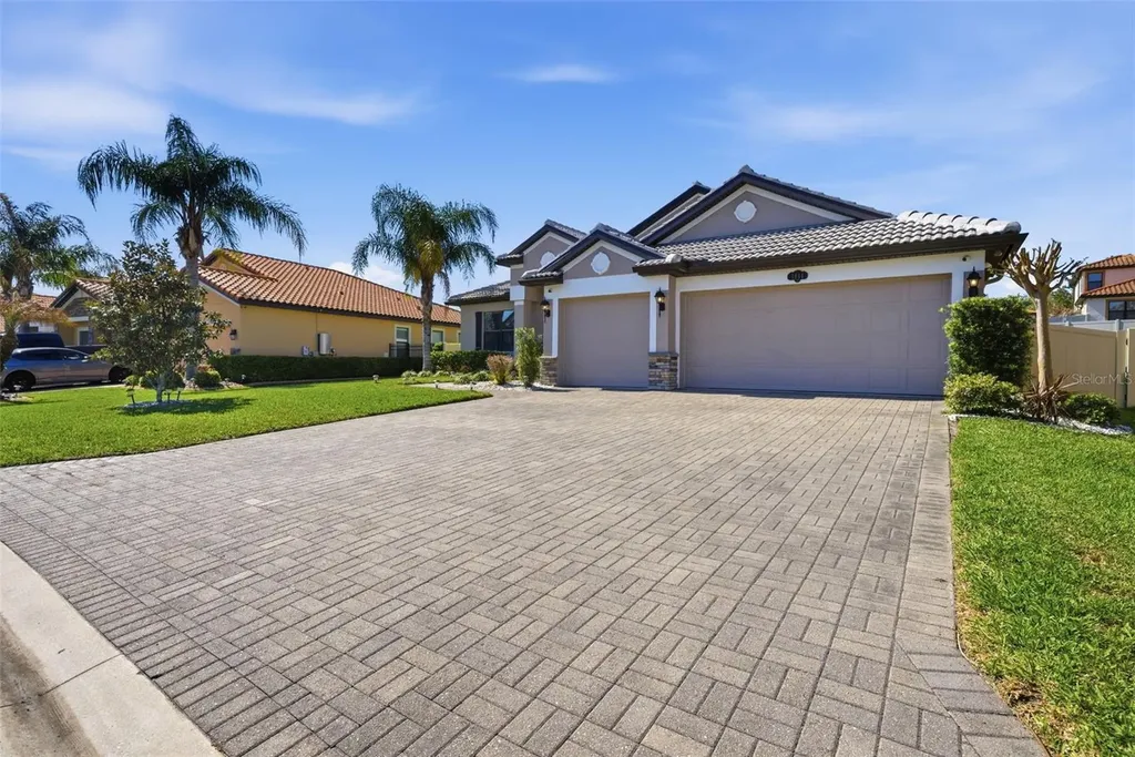 1844 Via Lago Drive Lakeland FL 33810