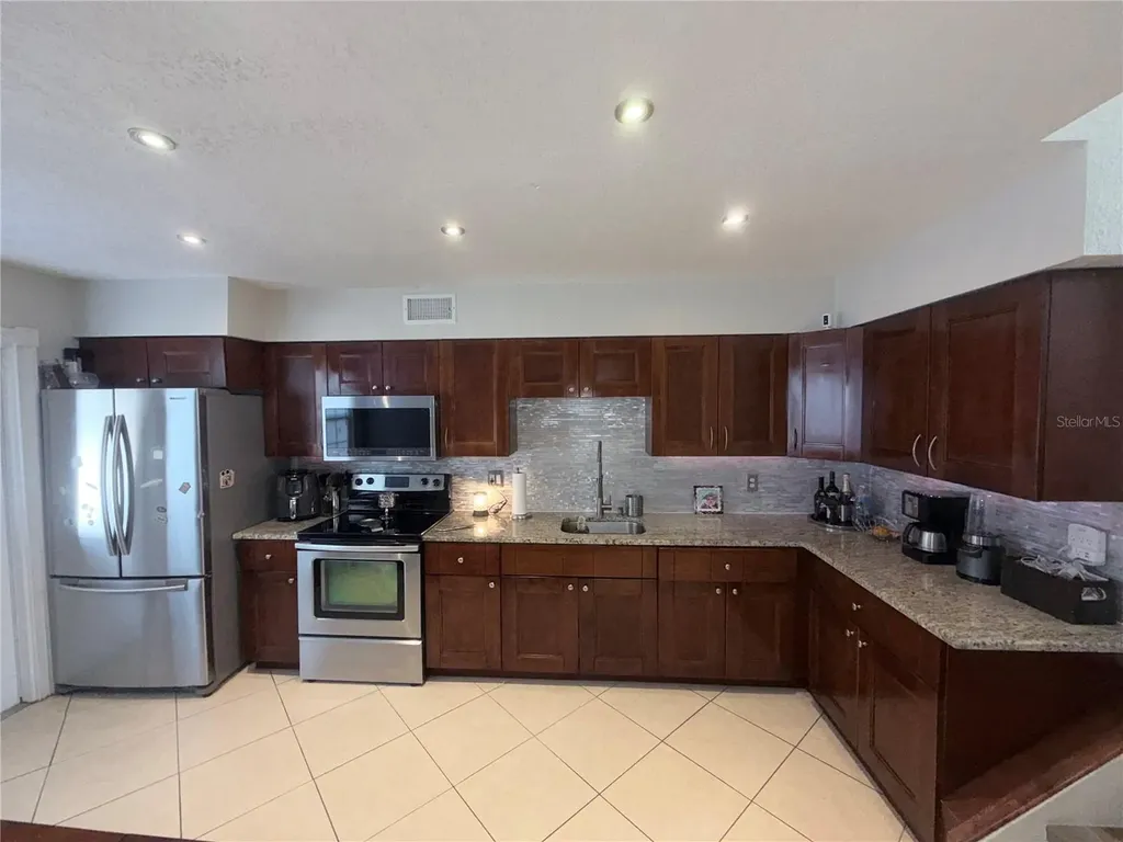 7321 Jackson Springs Road Tampa FL 33634