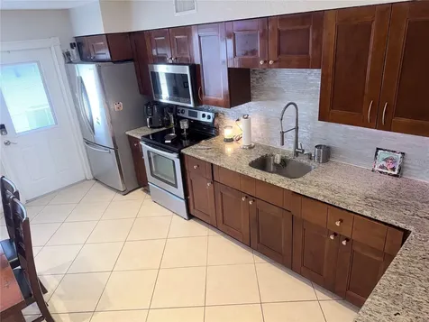 7321 Jackson Springs Road Tampa FL 33634