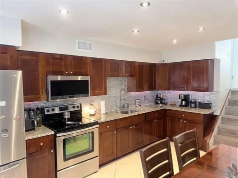 7321 Jackson Springs Road Tampa FL 33634