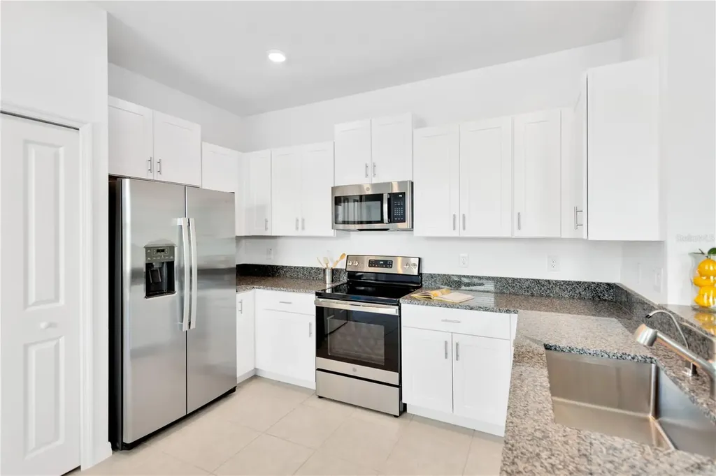 6032 Shiner Street Land O Lakes FL 34638