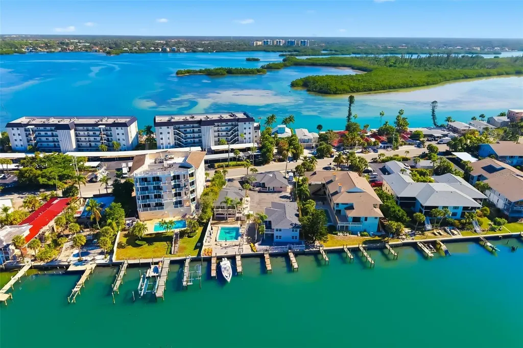 9022 Midnight Pass Road Sarasota FL 34242