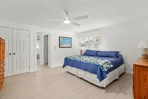 9022 Midnight Pass Road Sarasota FL 34242