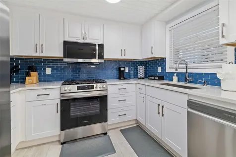 9022 Midnight Pass Road Sarasota FL 34242