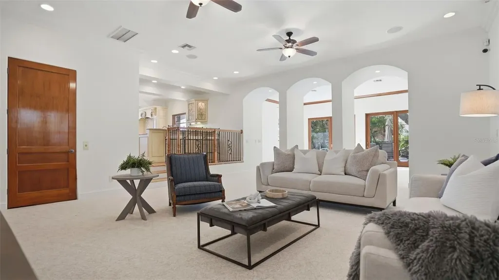 6755 30th Street S St Petersburg FL 33712