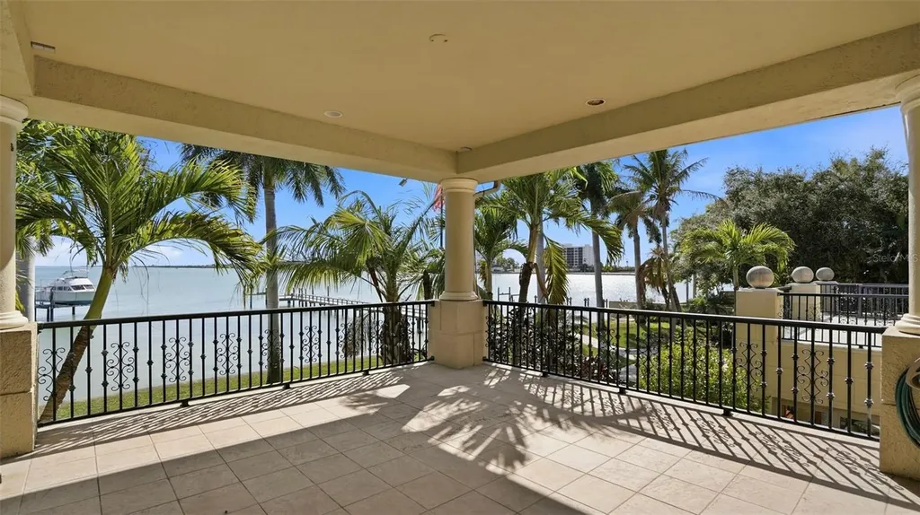 6755 30th Street S St Petersburg FL 33712