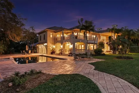 6755 30th Street S St Petersburg FL 33712