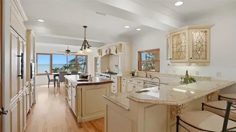 6755 30th Street S St Petersburg FL 33712