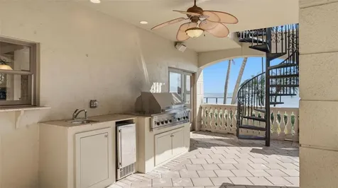 6755 30th Street S St Petersburg FL 33712
