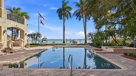 6755 30th Street S St Petersburg FL 33712