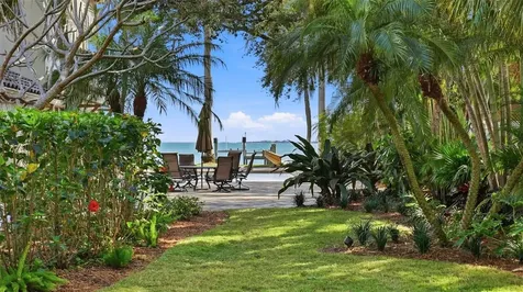 6755 30th Street S St Petersburg FL 33712