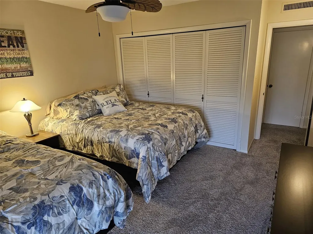 225 Hourglass Way Sarasota FL 34242