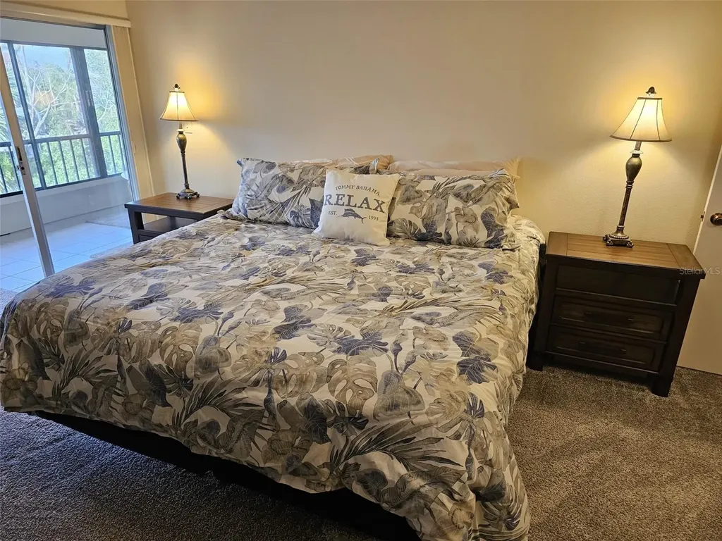 225 Hourglass Way Sarasota FL 34242