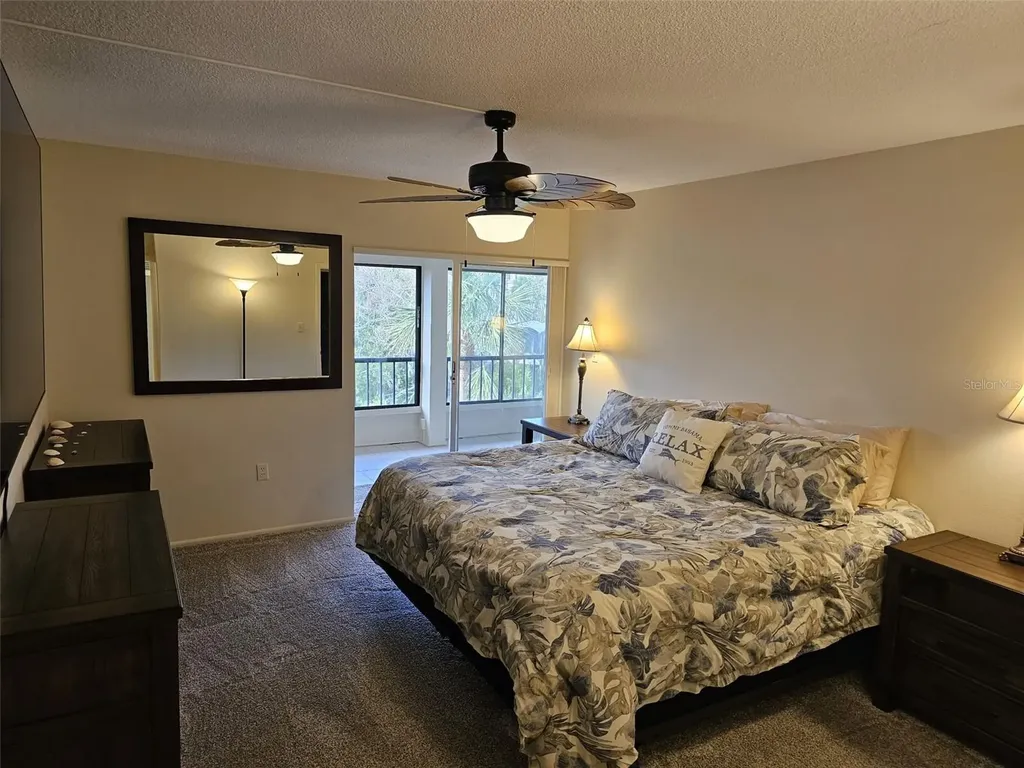 225 Hourglass Way Sarasota FL 34242
